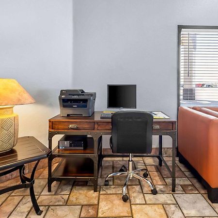 Days Inn By Wyndham Buckeye Buitenkant foto
