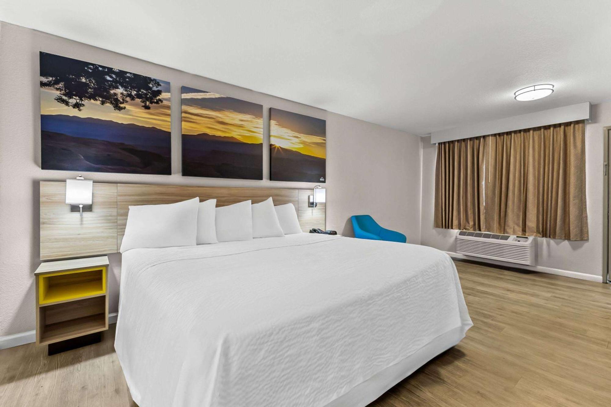 Days Inn By Wyndham Buckeye Buitenkant foto
