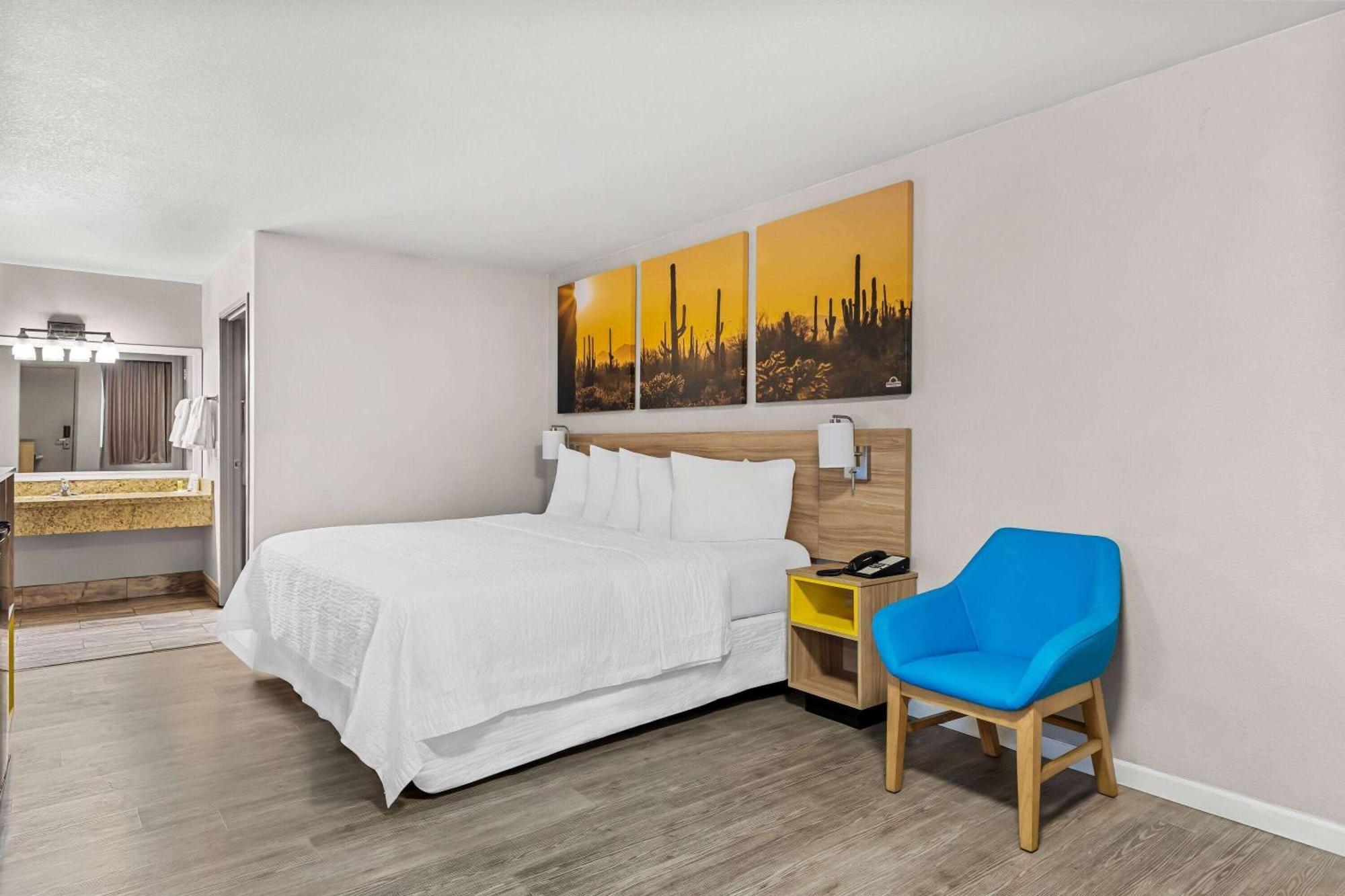 Days Inn By Wyndham Buckeye Buitenkant foto